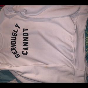 Trendy White Sweatshirt